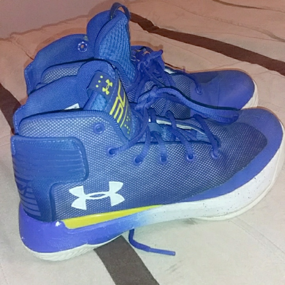 Boys under armour shoes